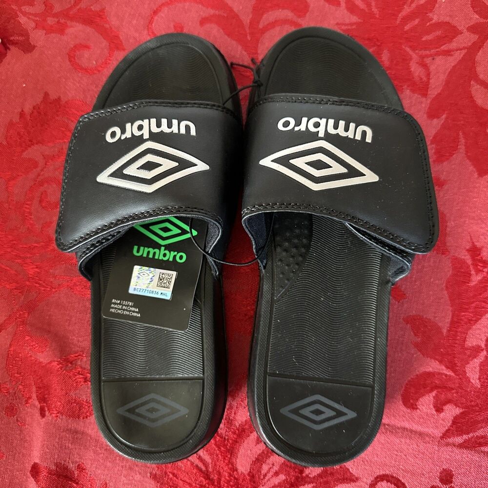 Boy's Adjustable Umbro Slides Medium 3